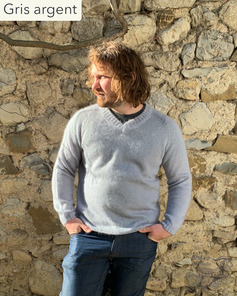 Pull homme col V en mohair – Image 3